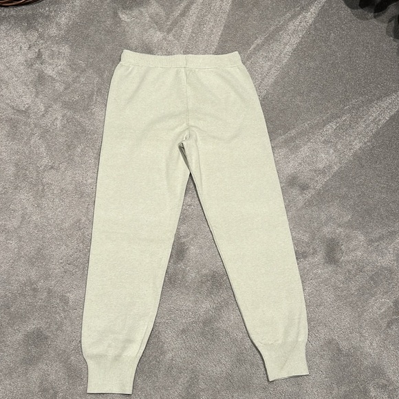 NWT H&M Loungewear set. Zip up hooded sweatshirt and joggers. - Picture 7 of 9